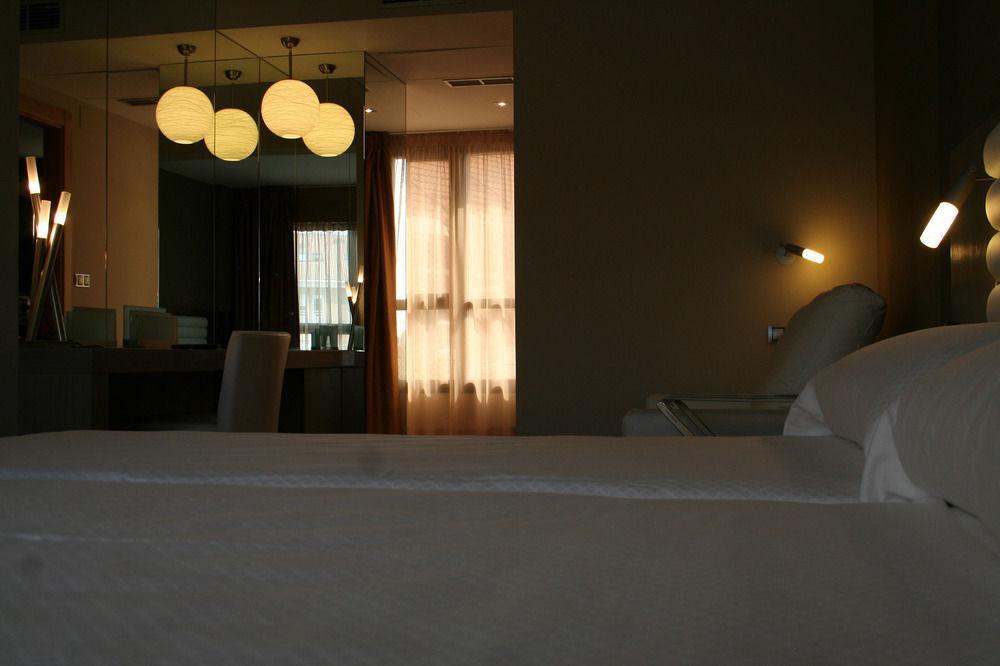 Hotel Duero Laguna de Duero Ngoại thất bức ảnh