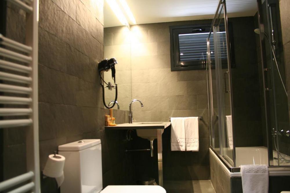 Hotel Duero Laguna de Duero Ngoại thất bức ảnh