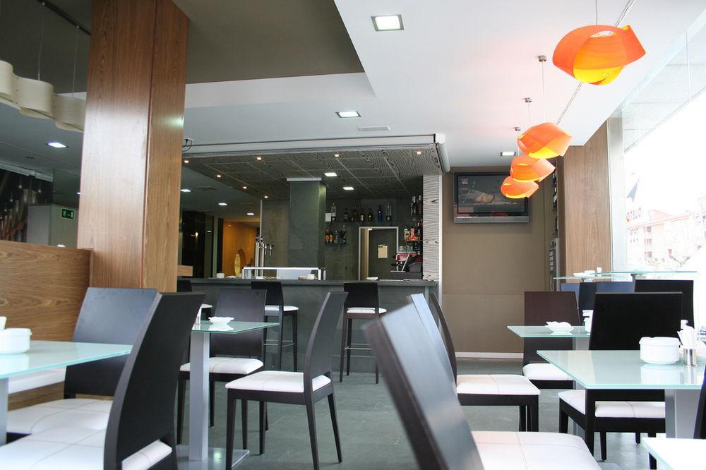 Hotel Duero Laguna de Duero Ngoại thất bức ảnh